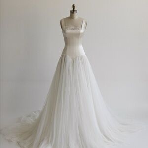 ISO J Andreatta Calista wedding dress, any size